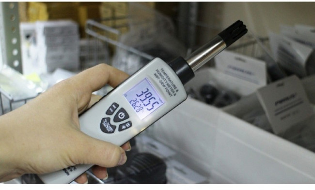 Термогигрометр CEM DT-321S Термогигрометр CEM DT-321S