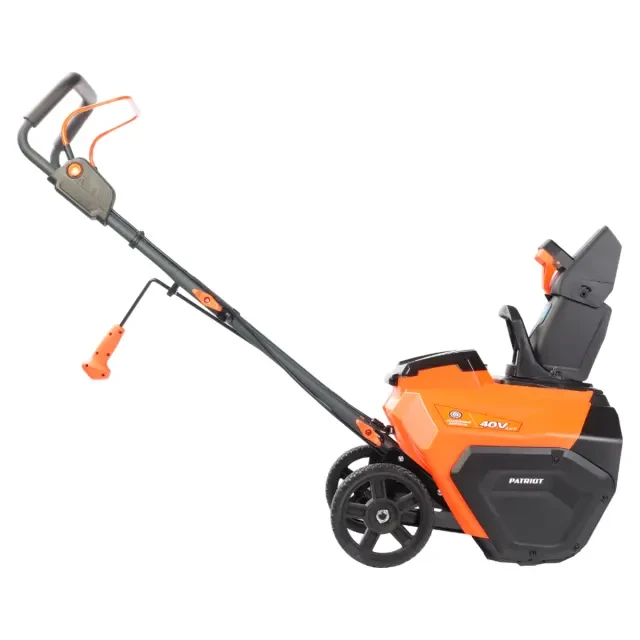 Снегоуборщик аккумуляторный Patriot PE 4542 LCT с 2хАКБ 4 Ач + ЗУ двойное Снегоуборщик аккумуляторный Patriot PE 4542 LCT с 2хАКБ 4 Ач + ЗУ двойное