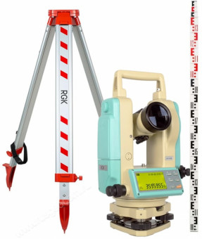 Комплект теодолит RGK T-05 (оптический отвес) с поверкой штатив рейка - 3 в 1 Комплект теодолит RGK T-05 (оптический отвес) с поверкой штатив рейка - 3 в 1