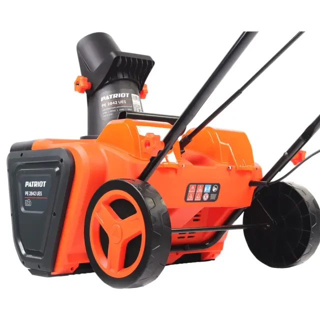 Снегоуборщик аккумуляторный Patriot PE 2842 UES с 2хАКБ 4 Ач + ЗУ двойное Снегоуборщик аккумуляторный Patriot PE 2842 UES с 2хАКБ 4 Ач + ЗУ двойное